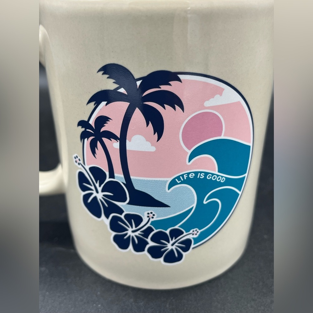 Life Is Good Big Waves Mug - Picture 6 of 10
